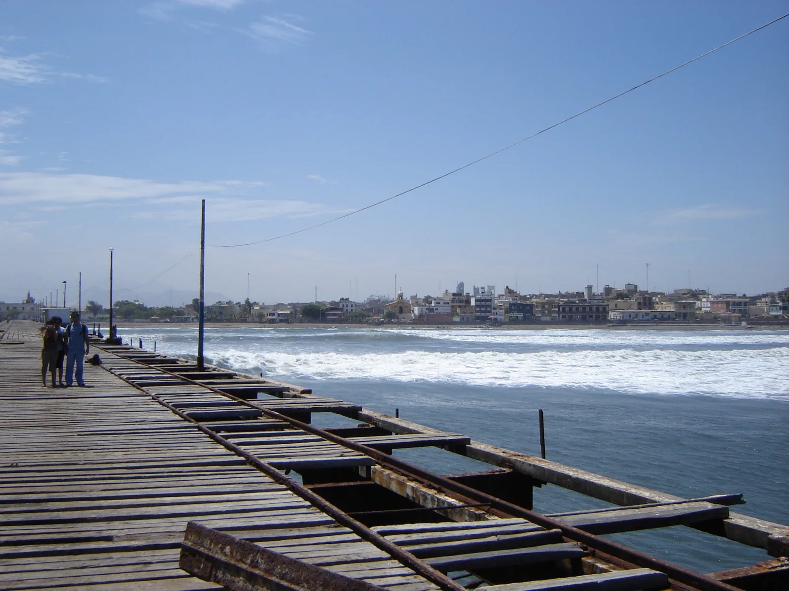 Pacasmayo, the complete guide: the endless left living in Chicama's shadow