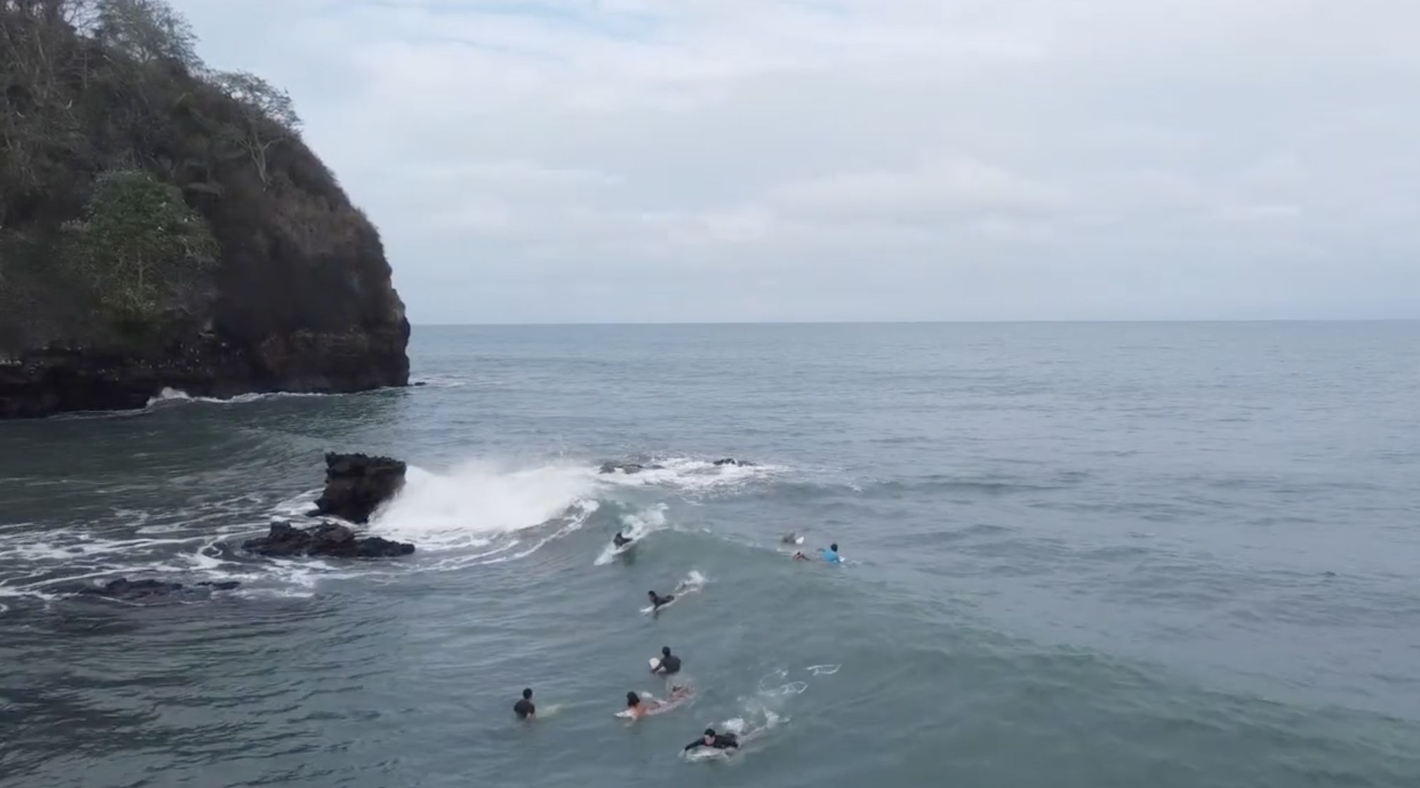 Mompiche - spot de surf en Esmeraldas